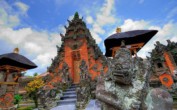 Day Trip to Batuan Balinese Temple