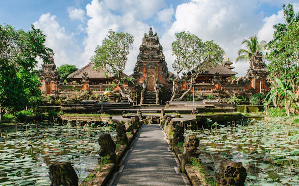 Bali Day Tour Royal Palace Ubud