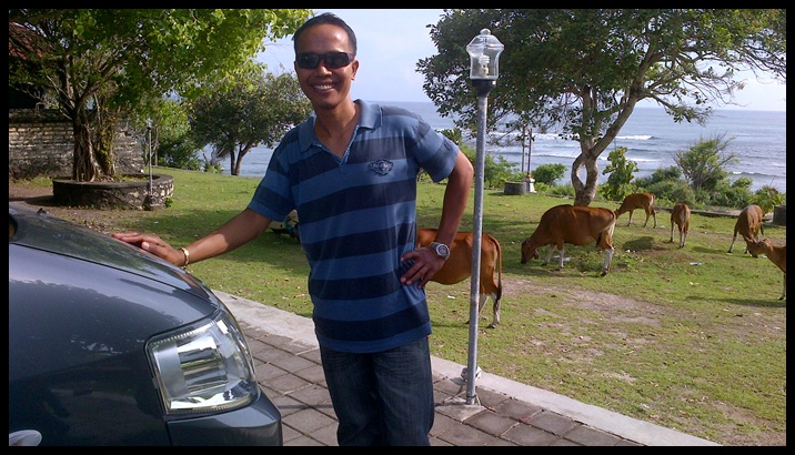 Bali Tour Guide and Driver